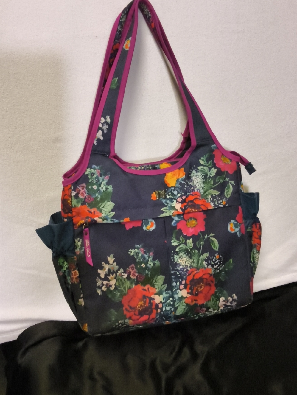 The Pioneer Woman Navy Floral Tote with Fuchsia Trim For Carrying Food / Dessert